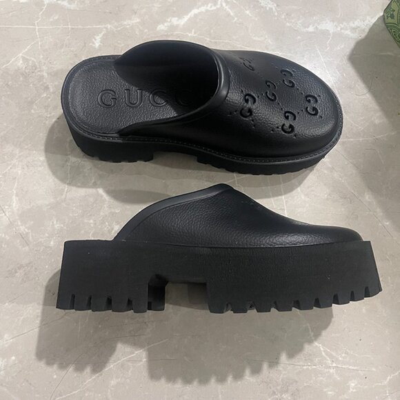 Gucci Slip-On Sandals Black - Picture 2 of 5